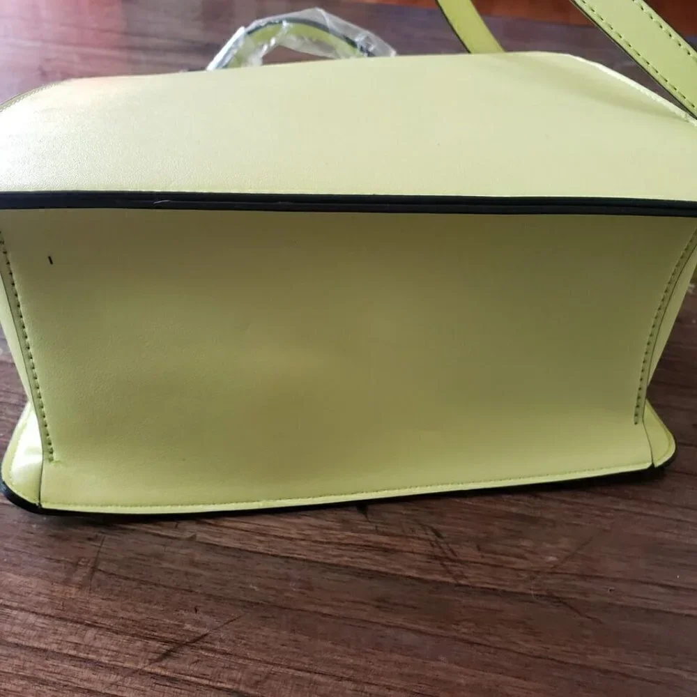 Steve Madden Bevelyn Lemon Satchel Crossbody with Coin/Airpod Case NWT